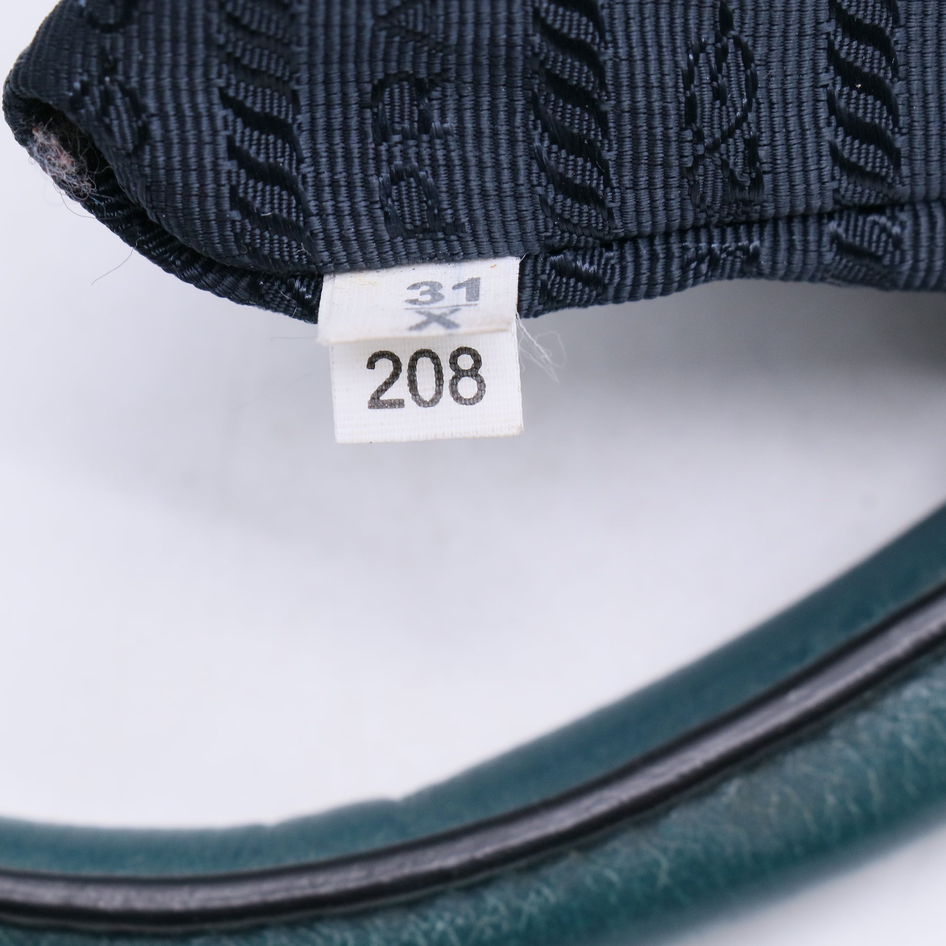 Vitello Daino Leather Bauletto B21231