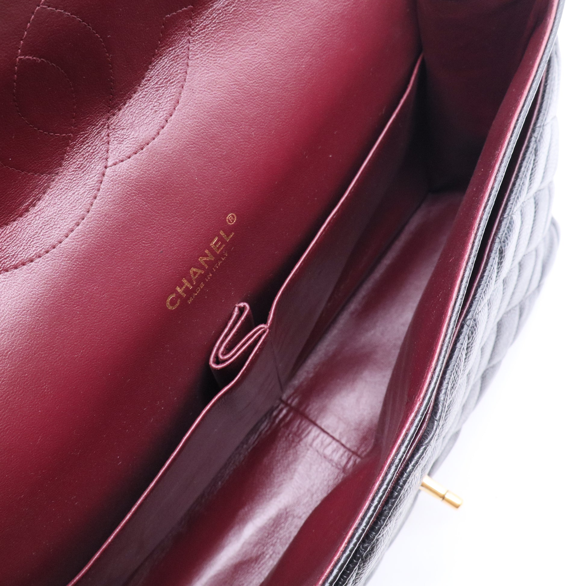 Maxi Classic leather shoulder bag B12393