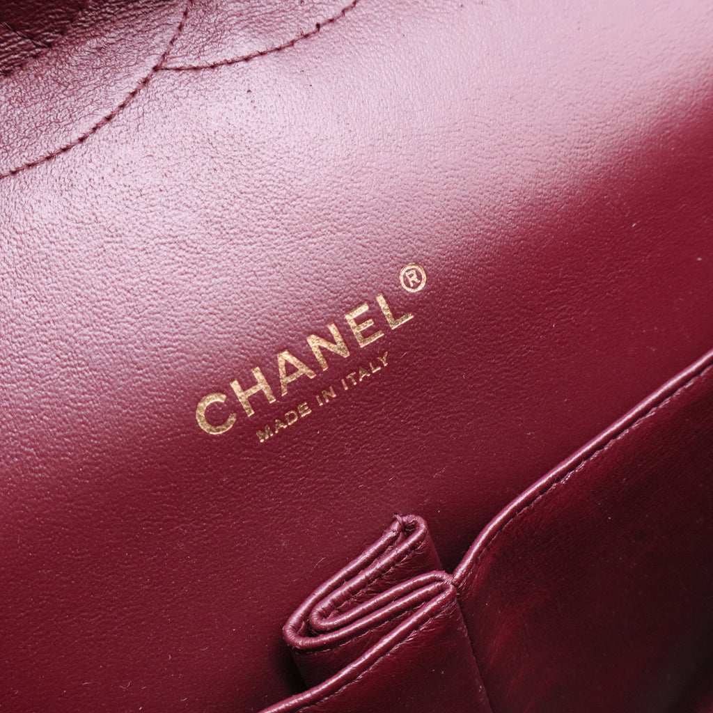 Maxi Classic leather shoulder bag B12393