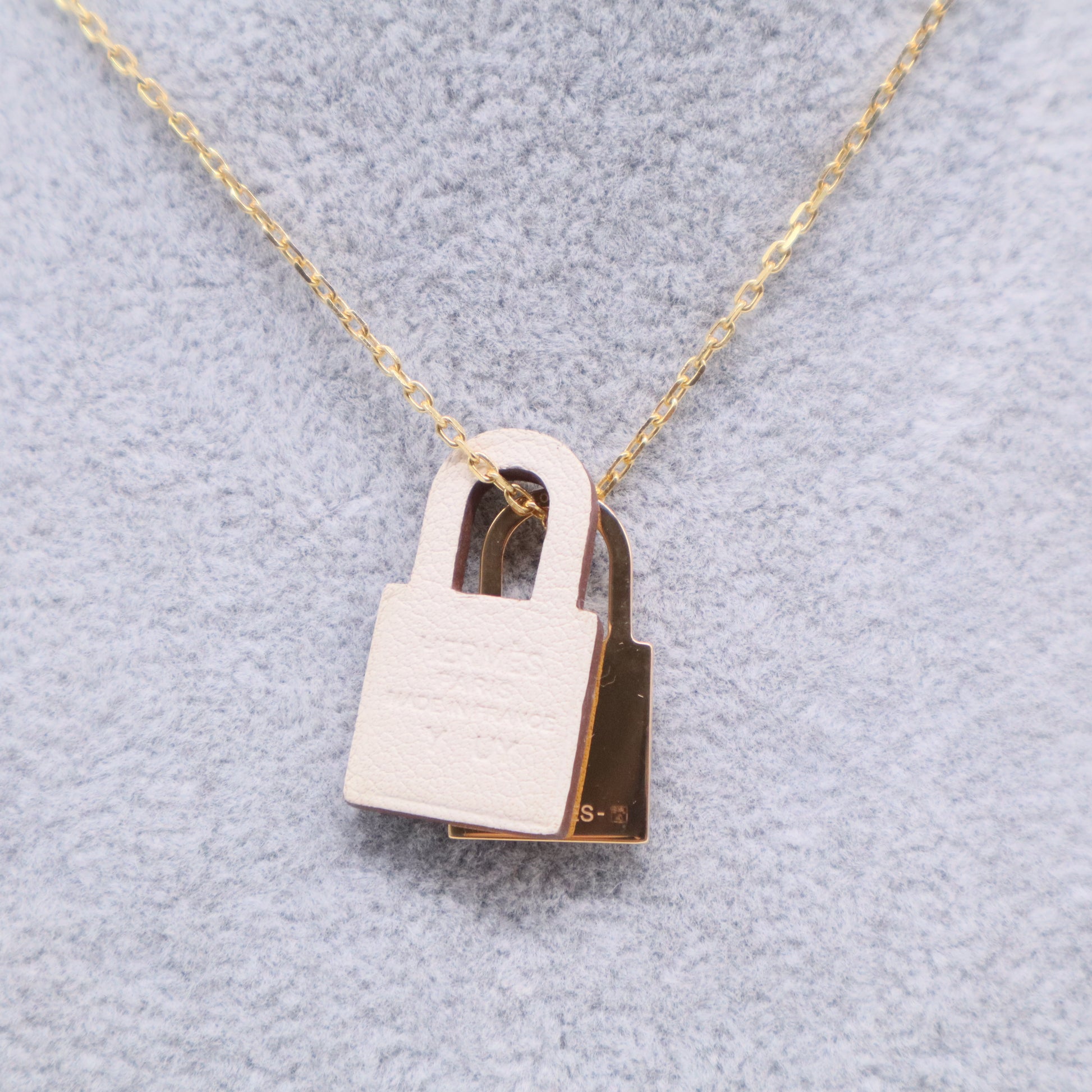 O'Kelly Leather Pendant Necklace W20483