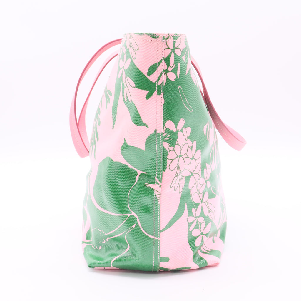 Lucky Green Floral Classic Lyla Weekender