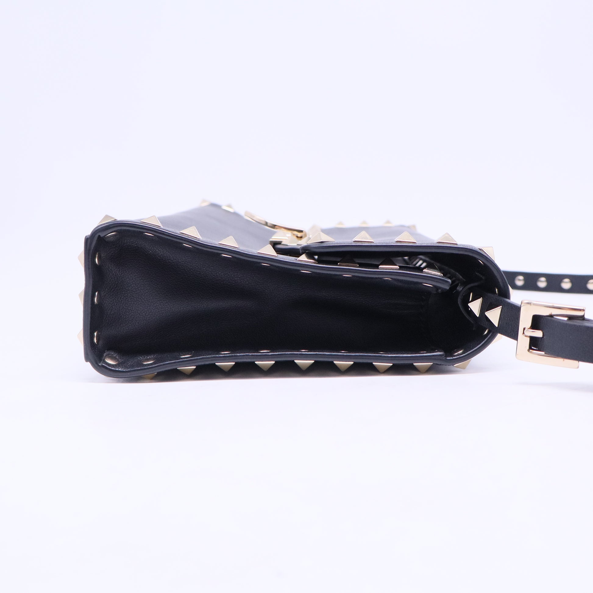Medium Rockstud Leather Shoulder Bag B20848