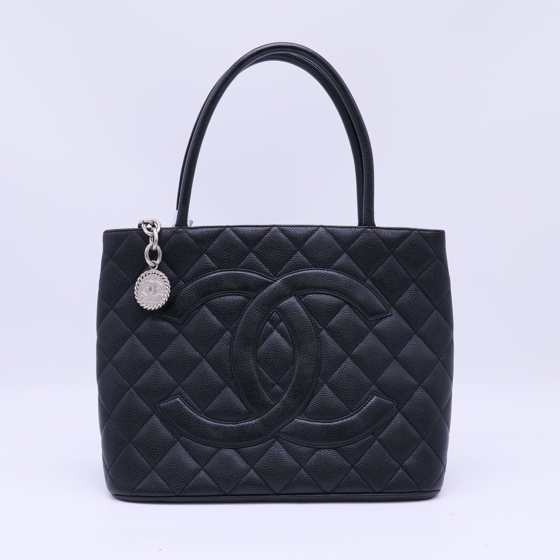 Chanel Caviar Quilted Medallion Tote Black twins B22911