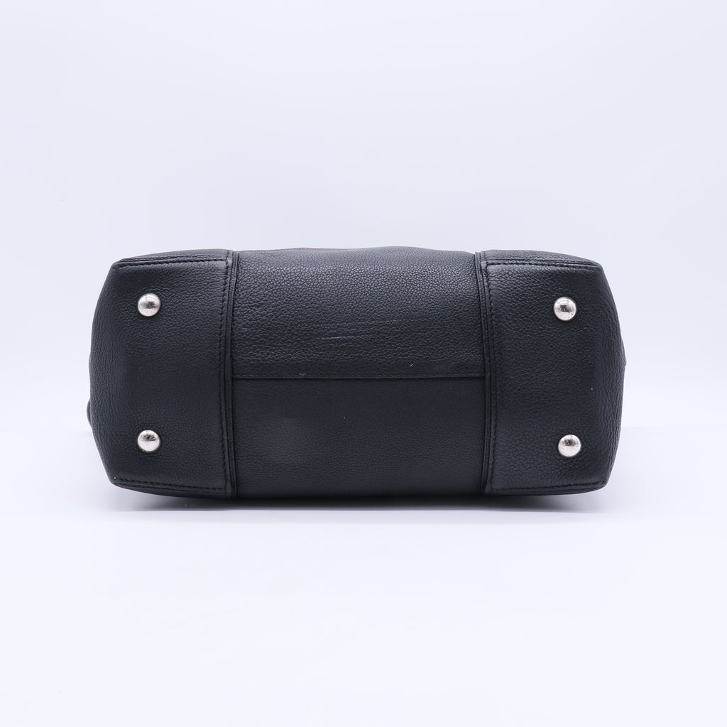 Veau Cachemire Soft Lockit MM Black B21789