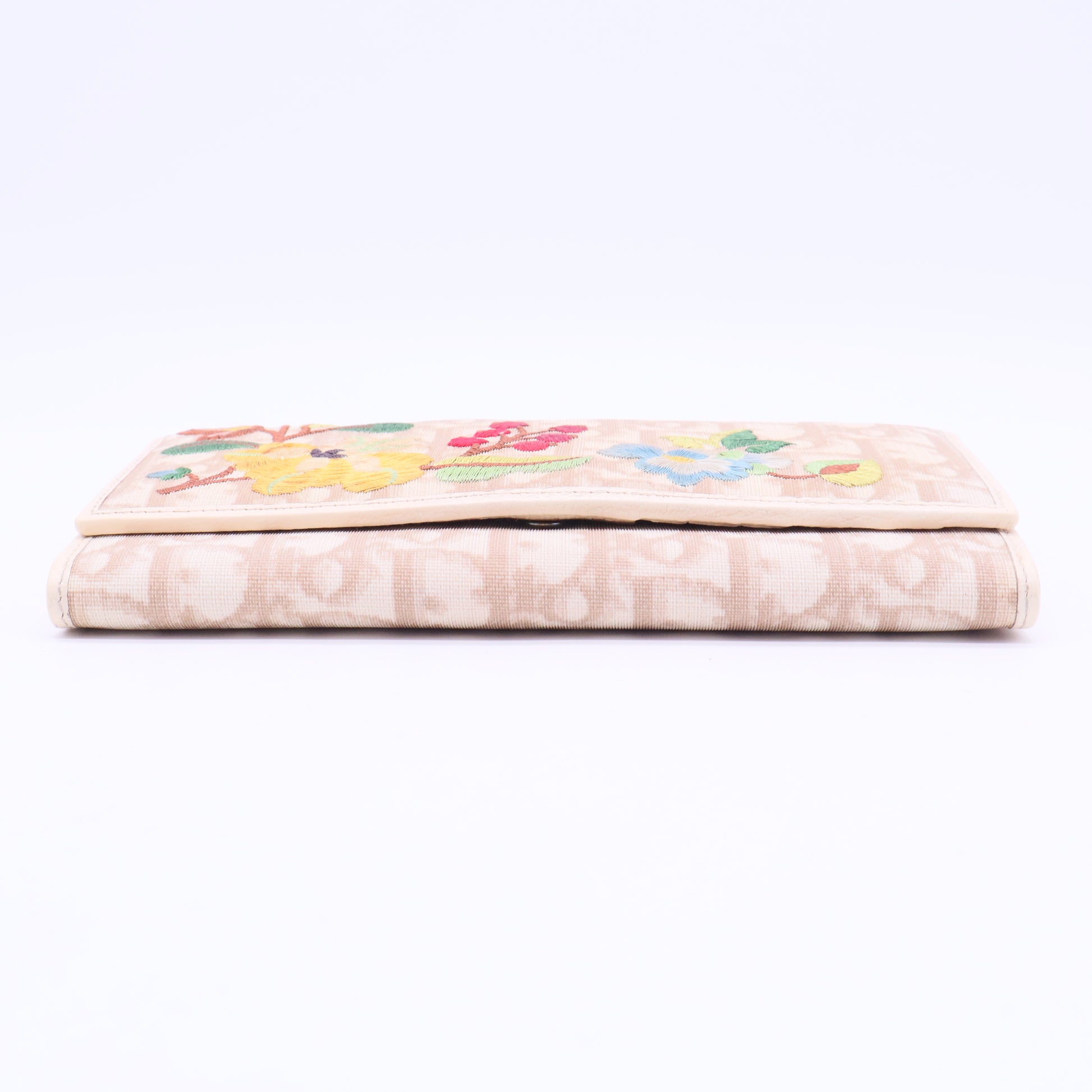 Vintage Flowers Wallet W10757