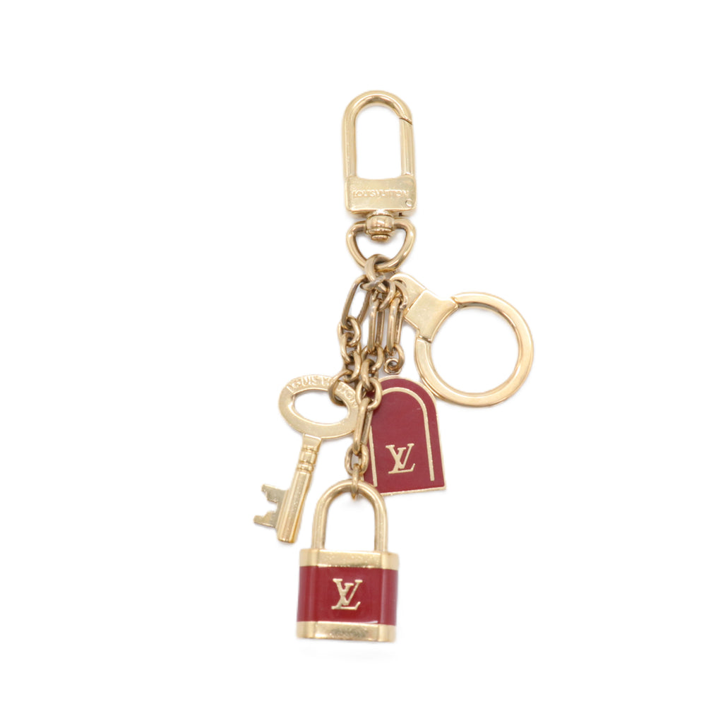 Cadenas Bag Charm & Key Holder For Gisel