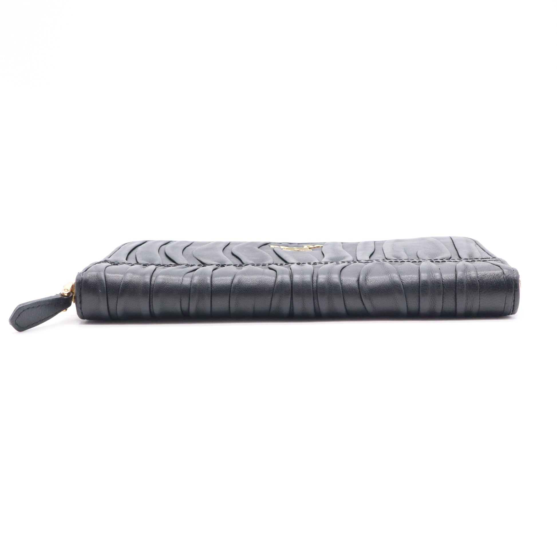 Nappa Gaufre Leather Wristlet W20985