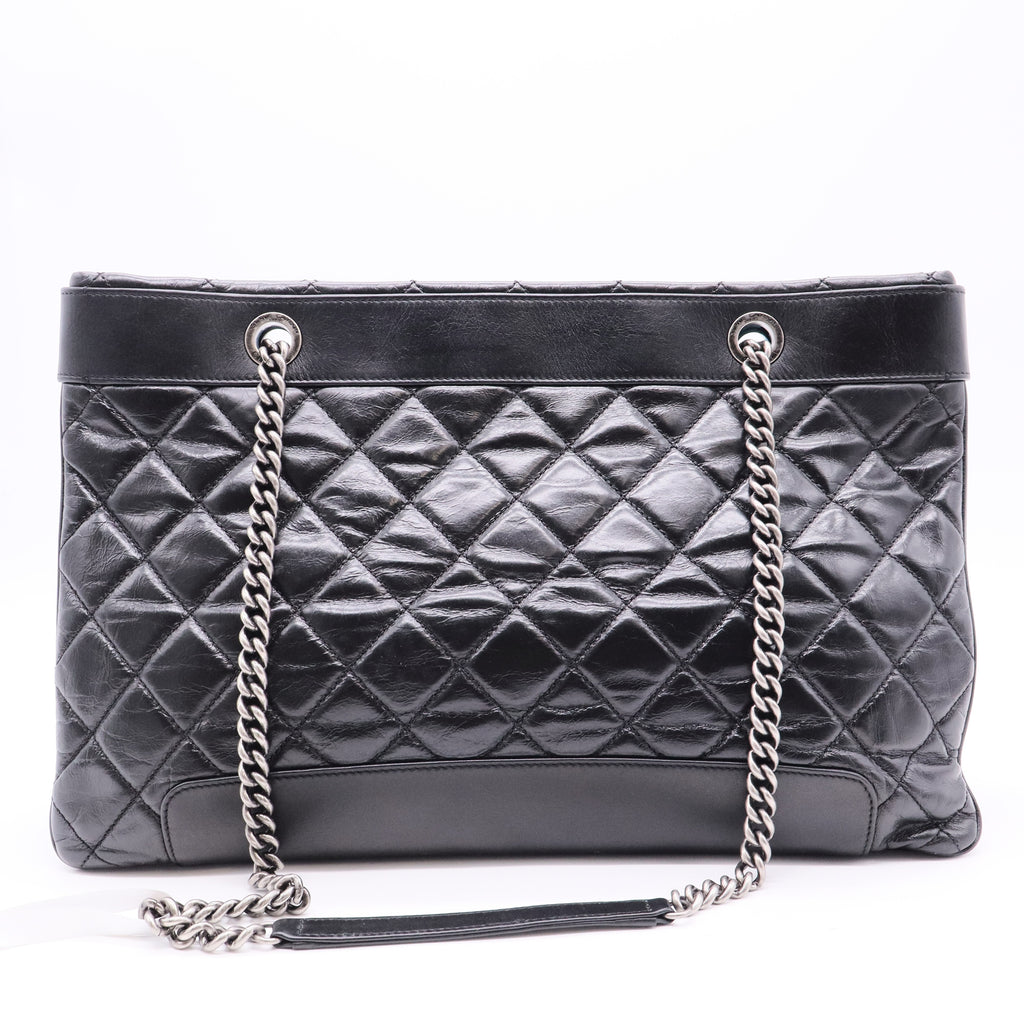 Aged Calfskin Quilted Be CC Tote Black twins