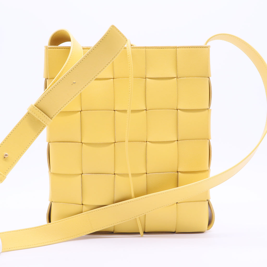 Bottega Veneta Intrecciato Cassette Messenger Bag B20041