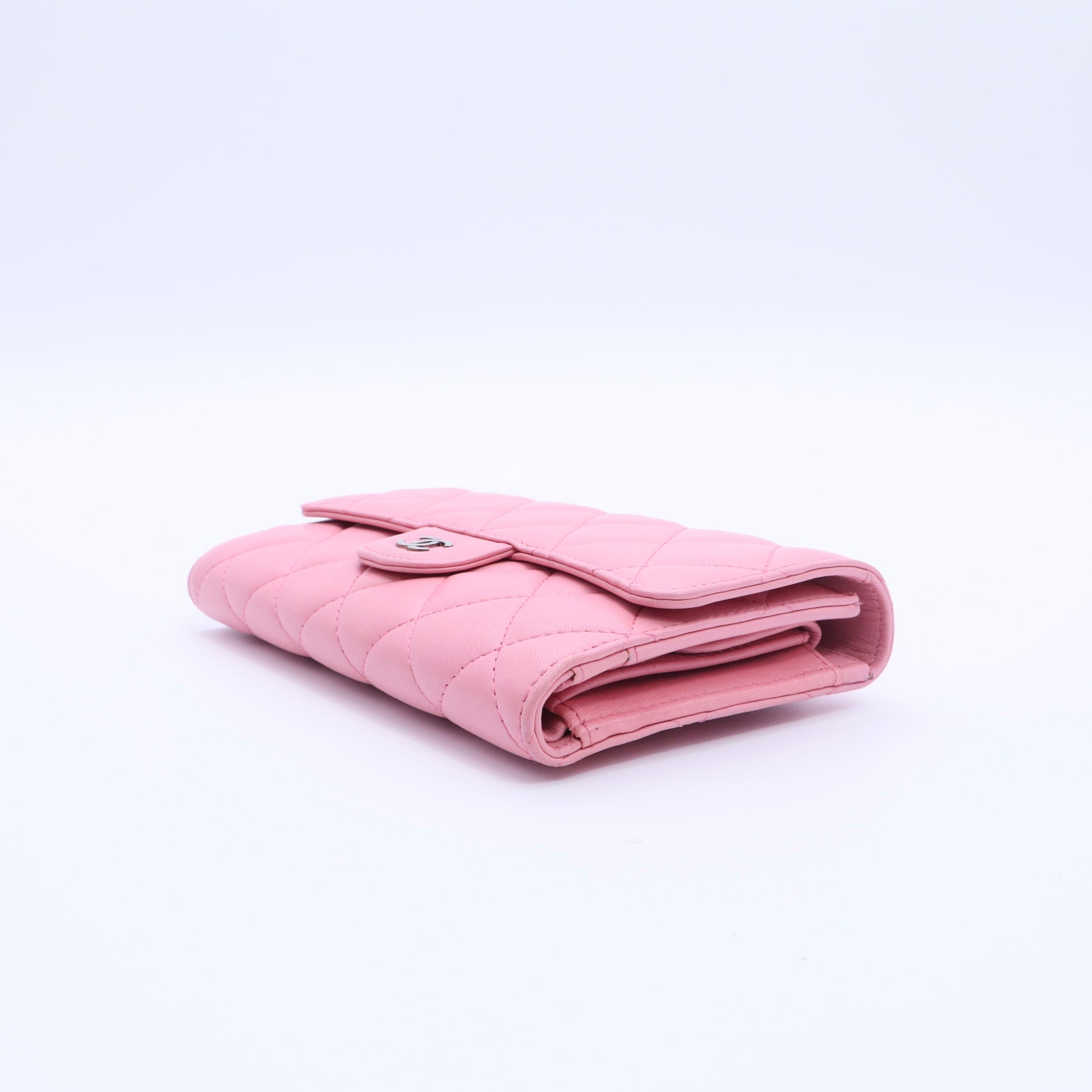 Caviar Quilted Large Gusset Flap Wallet Light Pink twins