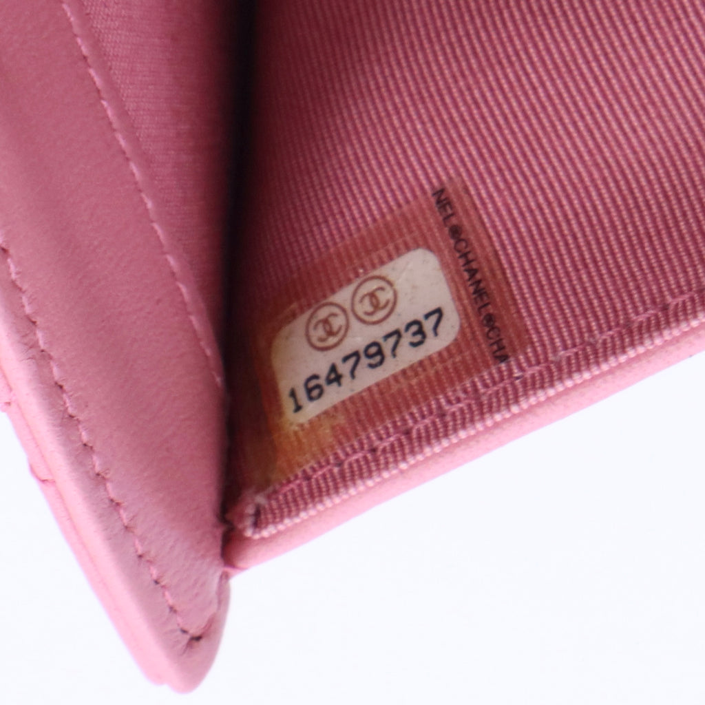 Caviar Quilted Large Gusset Flap Wallet Light Pink twins