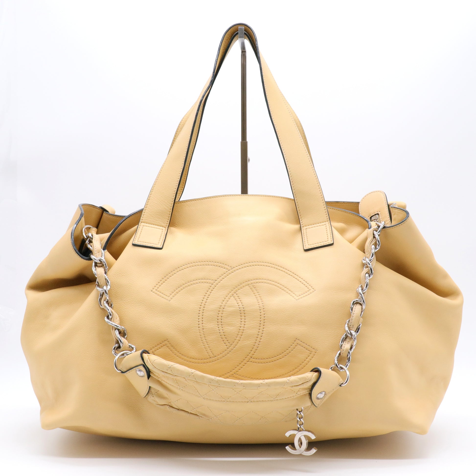 Soft Lambskin CC Logo Chain Handle Large Hobo Shoulder Bag