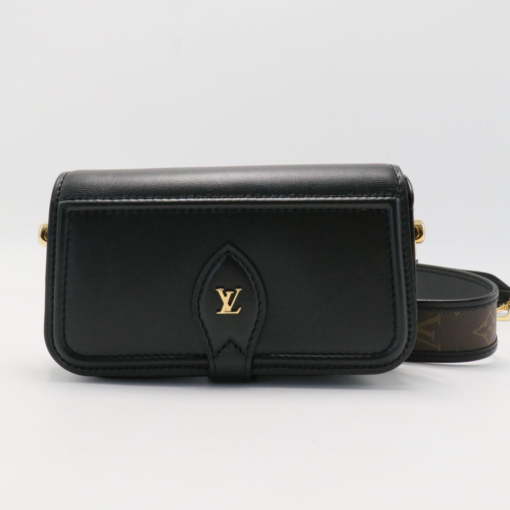 Officier Pouch With Strap Calfskin
