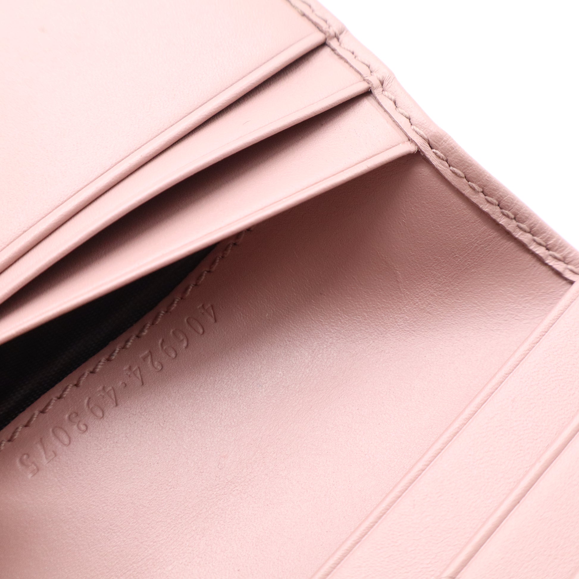 Gucci Signature Leather Bow Card Case Wallet W21165