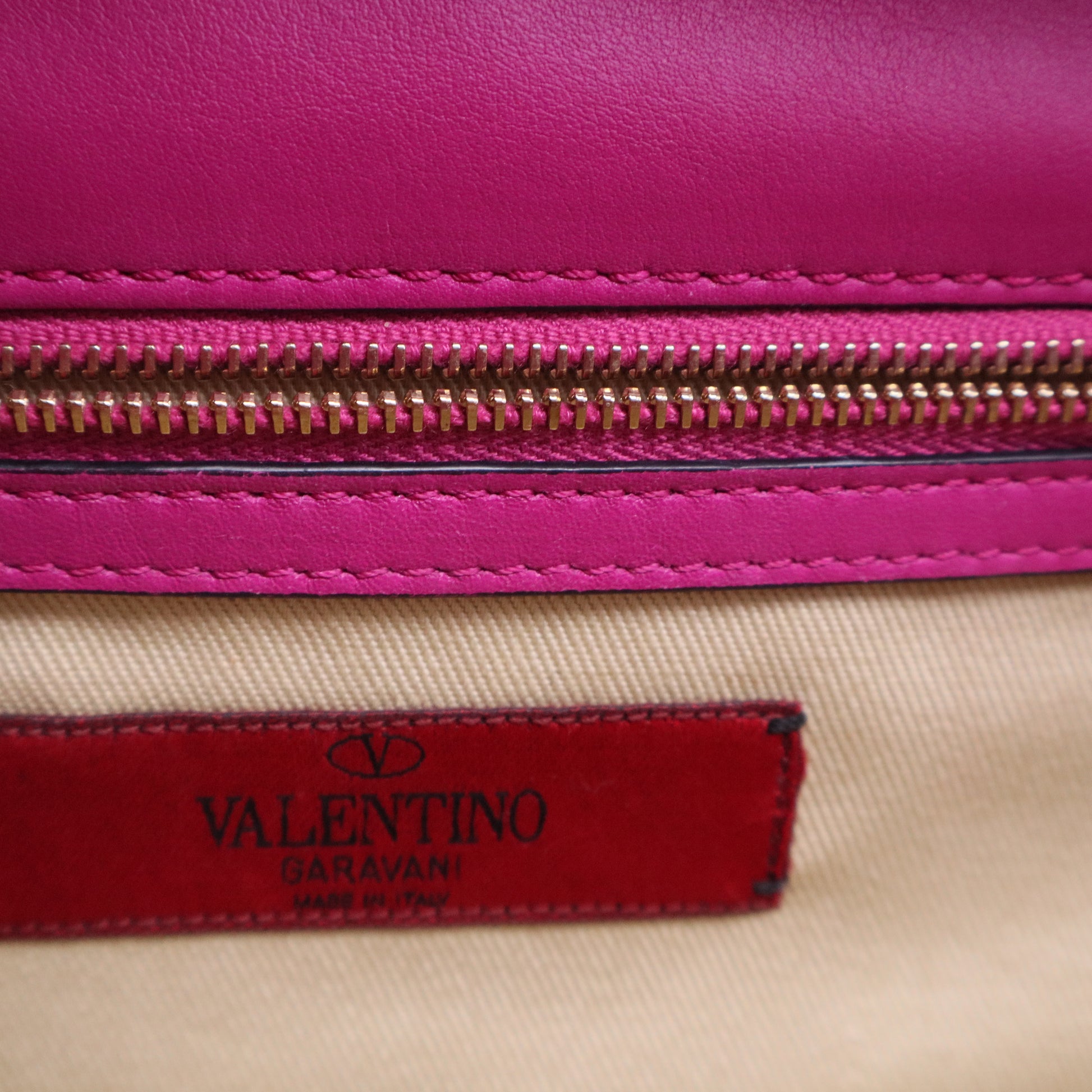 Rockstud Shoulder Bag B20632