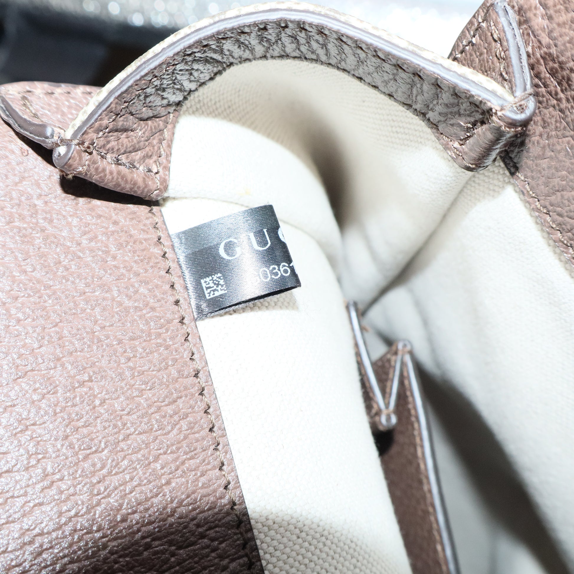 Gucci  GG Supreme Leather Handbag