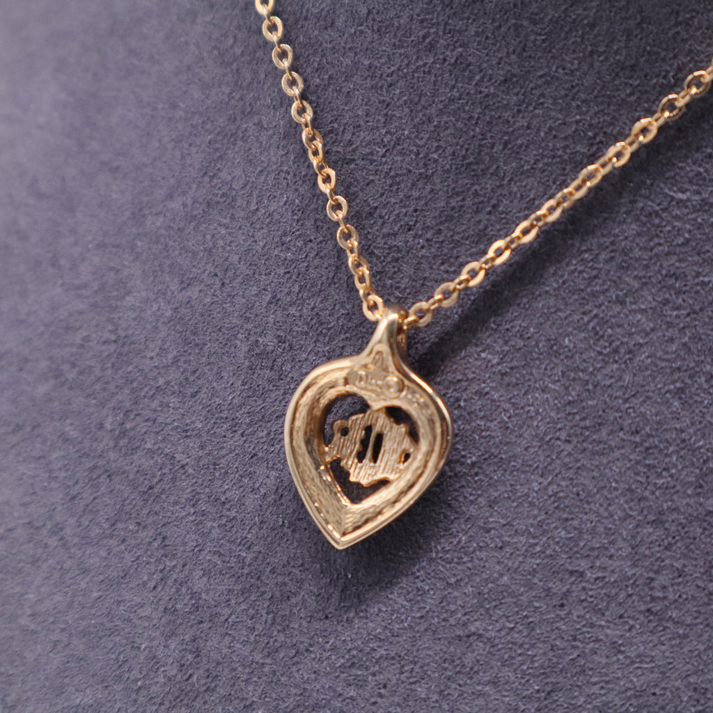 Vintage Crystal Crest Heart Pendant Necklace W20596