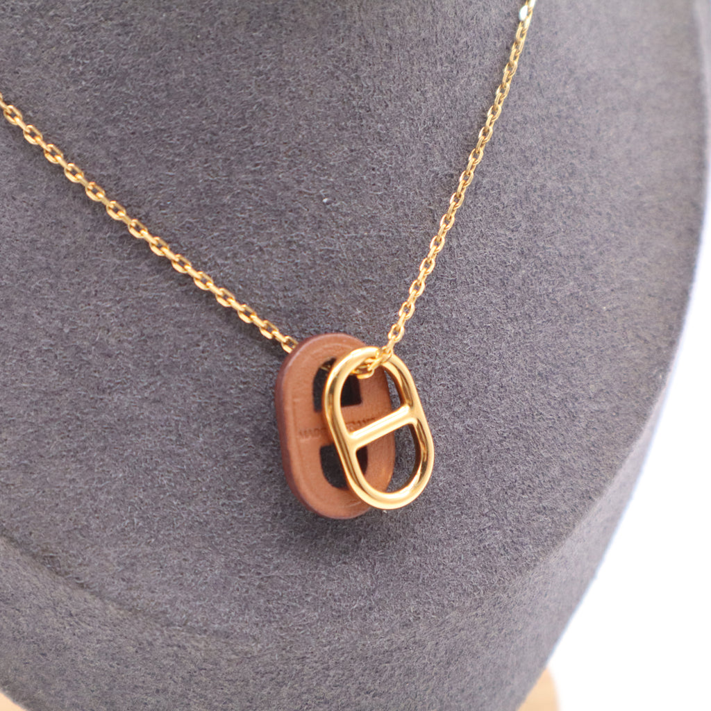 O'Maillon Pendant Necklace W21146