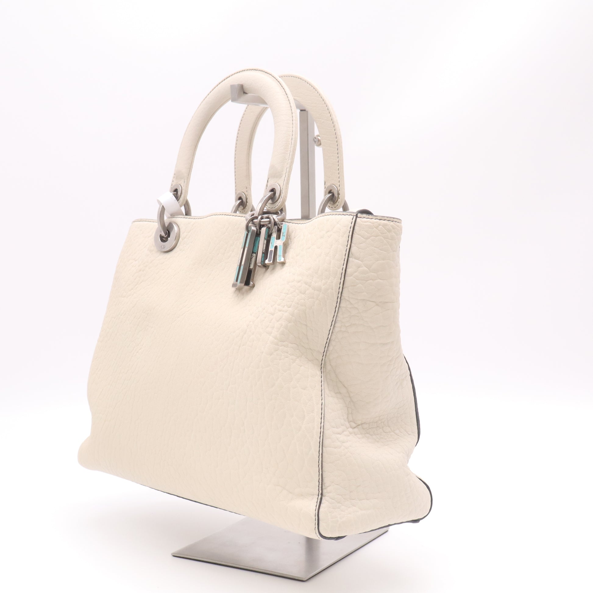 Christian Dior White Pebbled Leather Supple Large Lady Dior Bag twins B22921