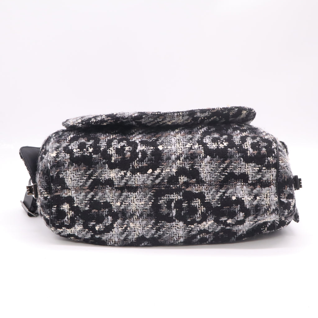 Chanel Tweed Quilted Camellia Shoulder Bag Twins B22607