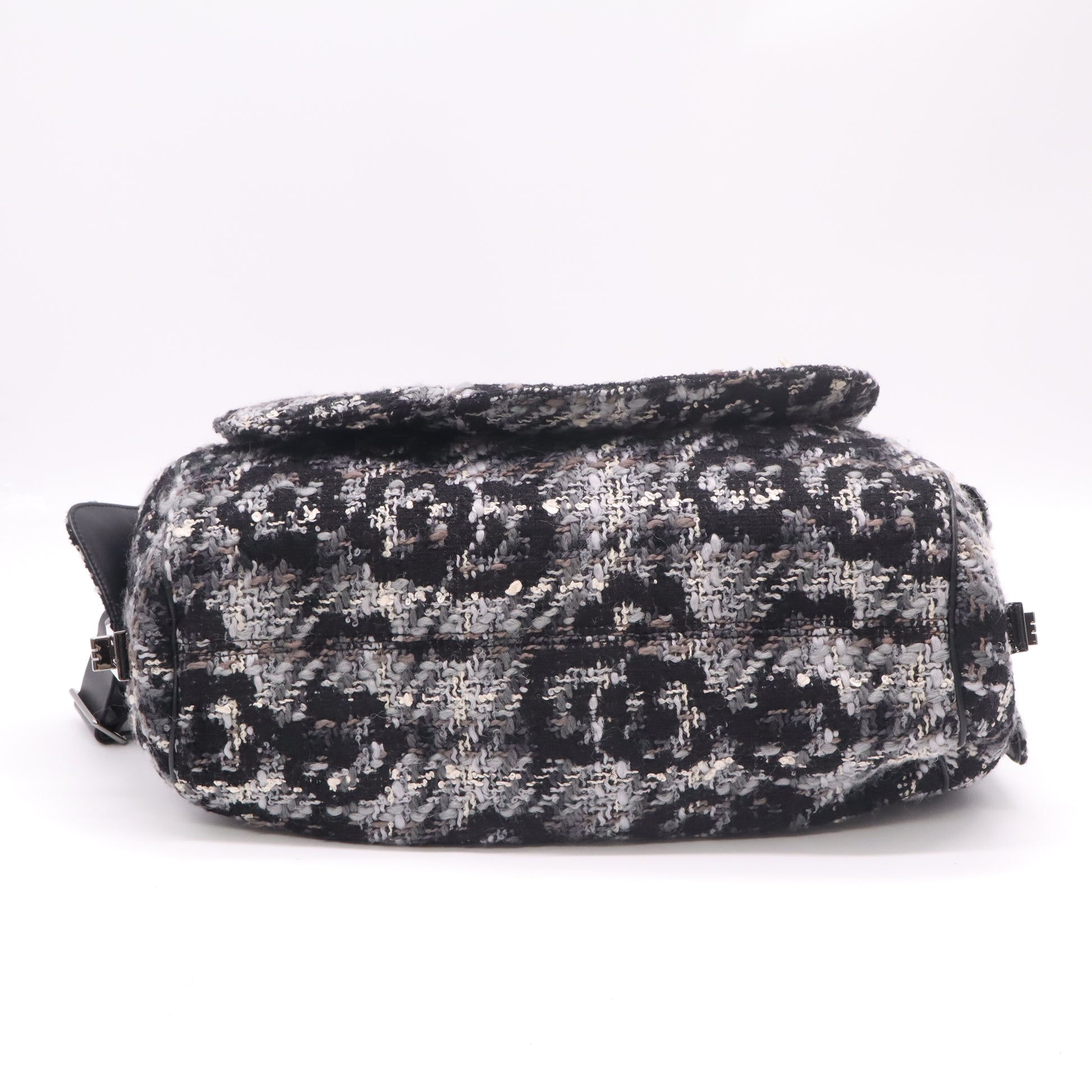 Chanel Tweed Quilted Camellia Shoulder Bag Twins B22607