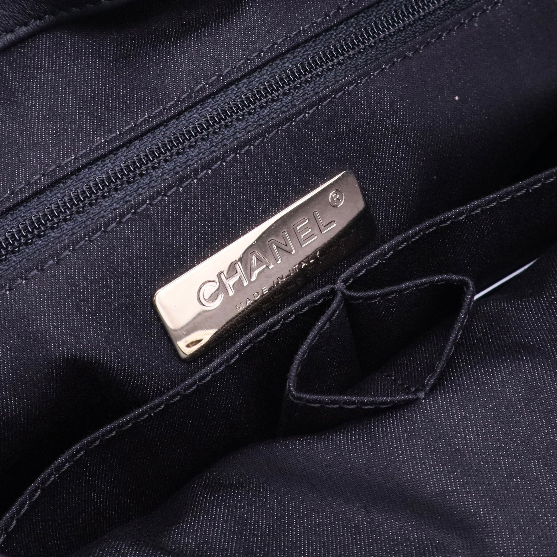 Calfskin Stitched Over & Over Hobo Black twins