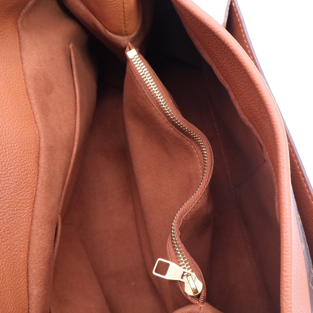 Monogram Olympe Camel twins