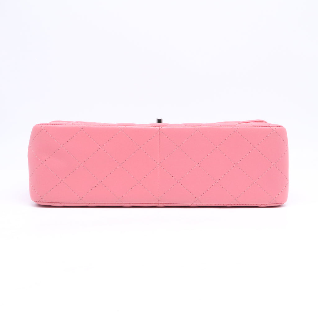 Classic Double Flap Bag Quilted Lambskin Jumbo B21640