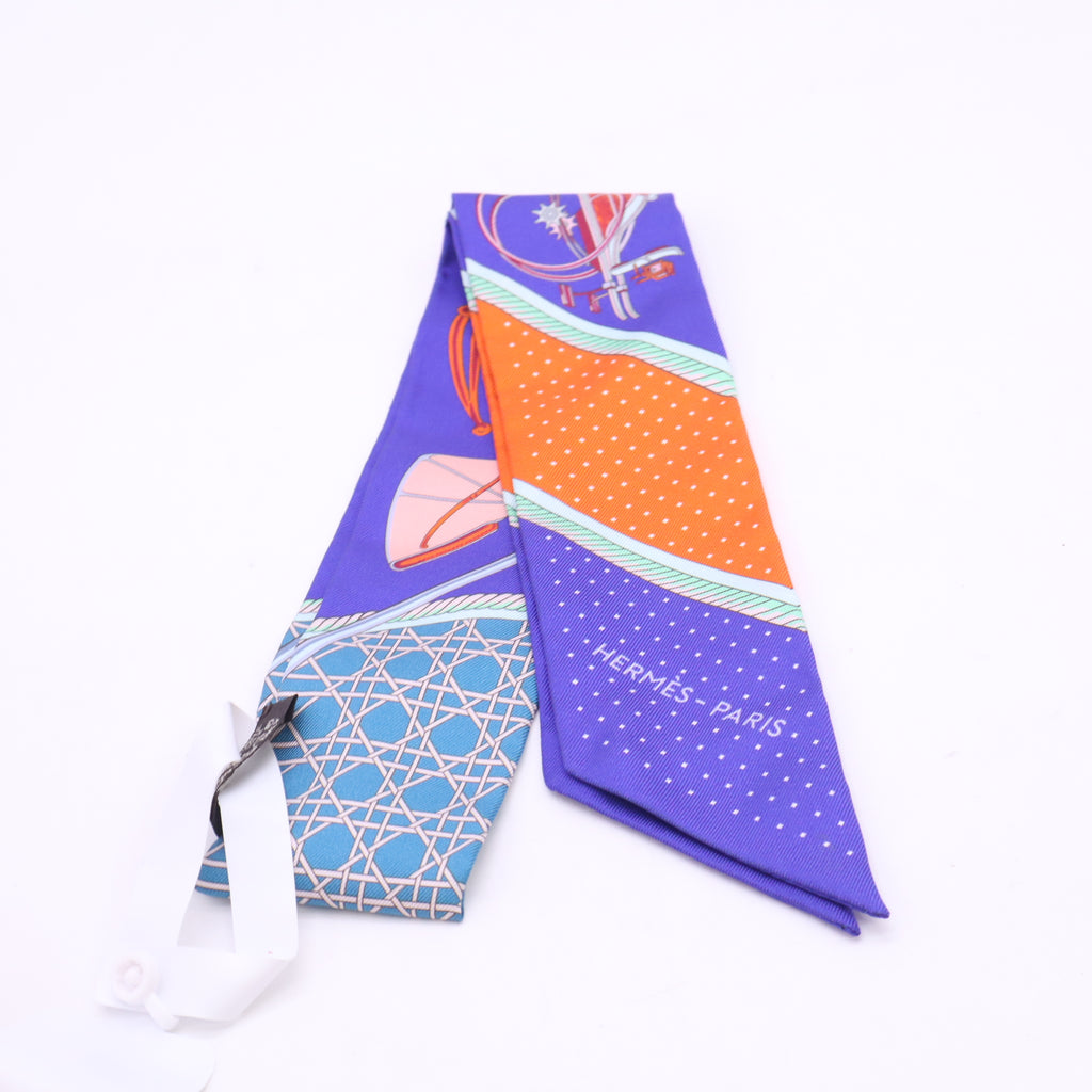 Clic Clac a Pois Silk Twilly Scarf W23458