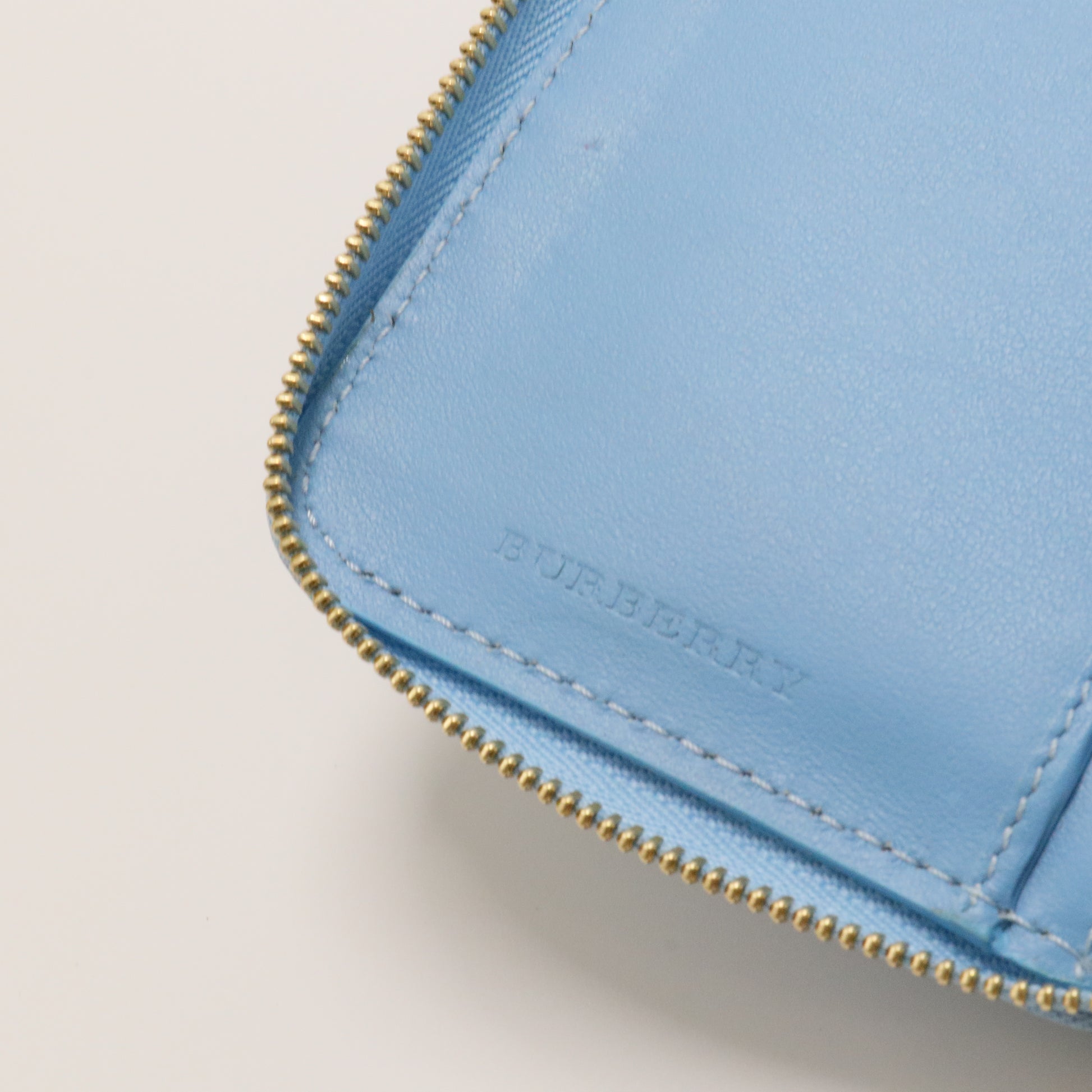 Compact Zip Wallet – Horseferry Check with Blue Leather Trim