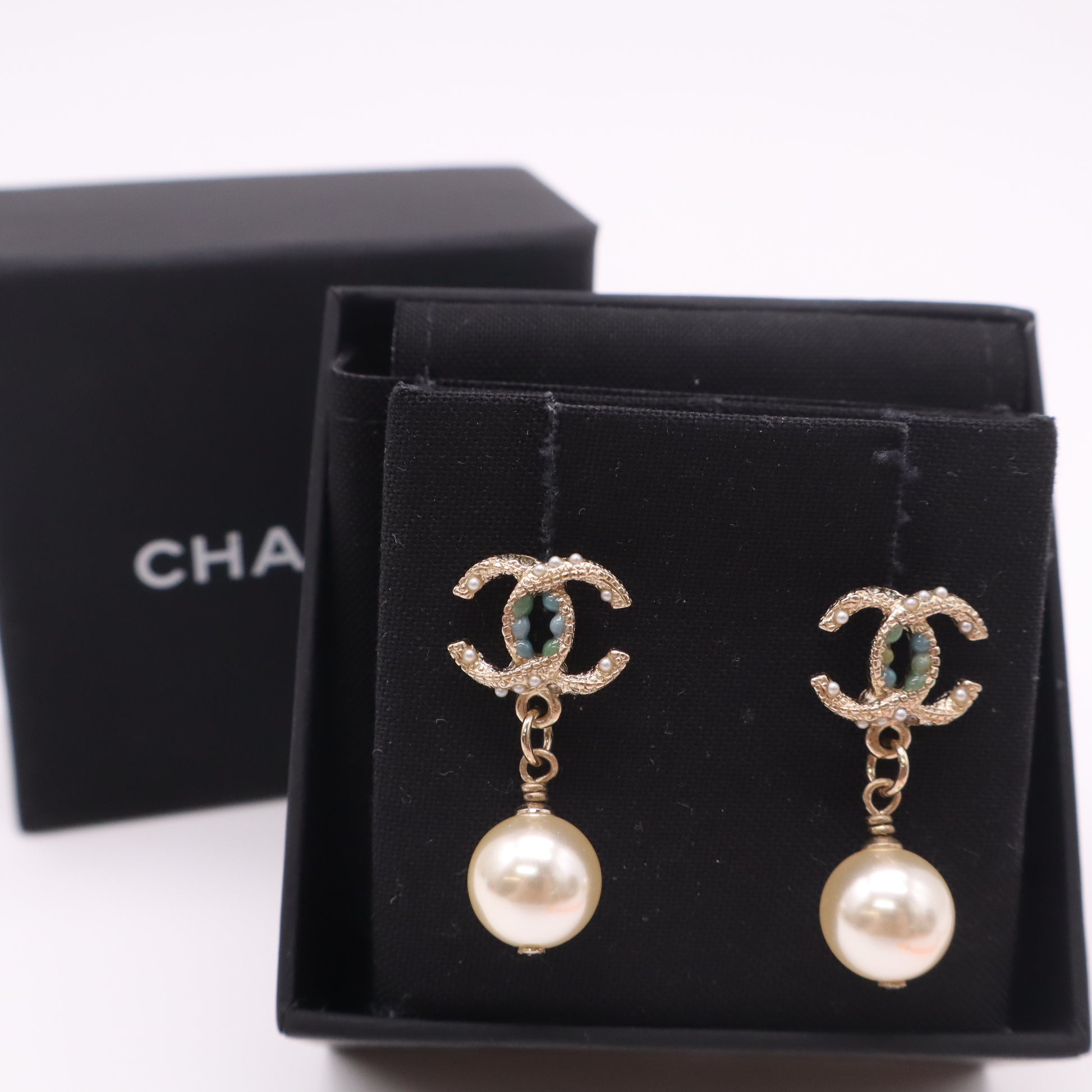 Chanel CC Pearl Drop Earrings twins LDZ207