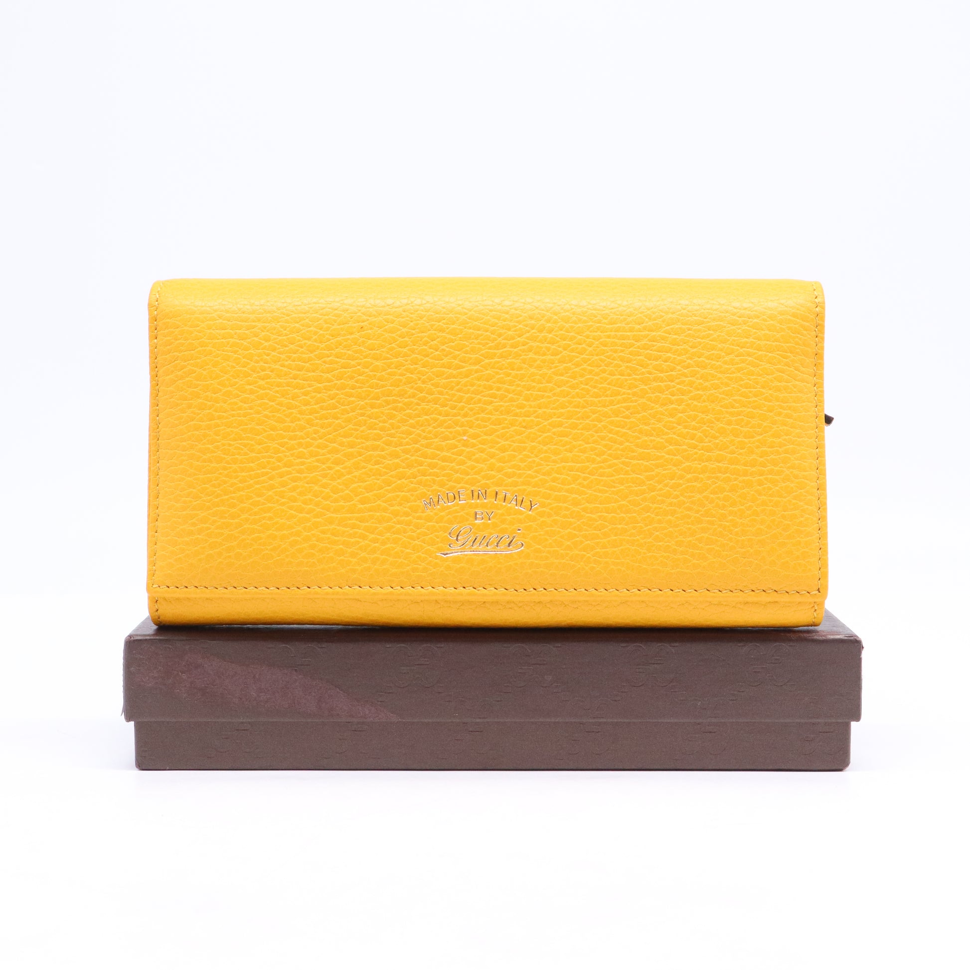 Gucci Yellow Wallet W21080