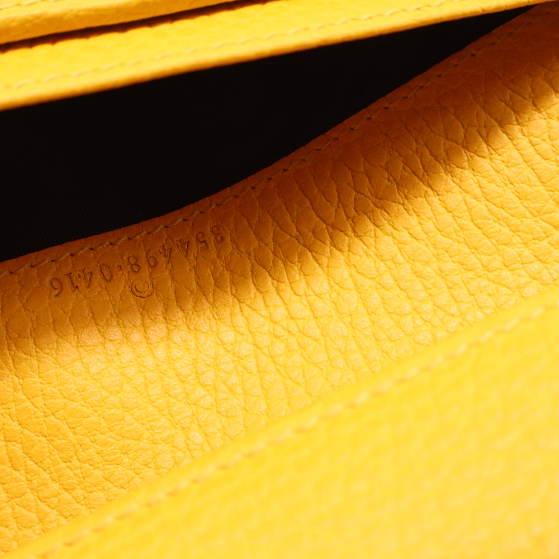 Gucci Yellow Wallet W21080