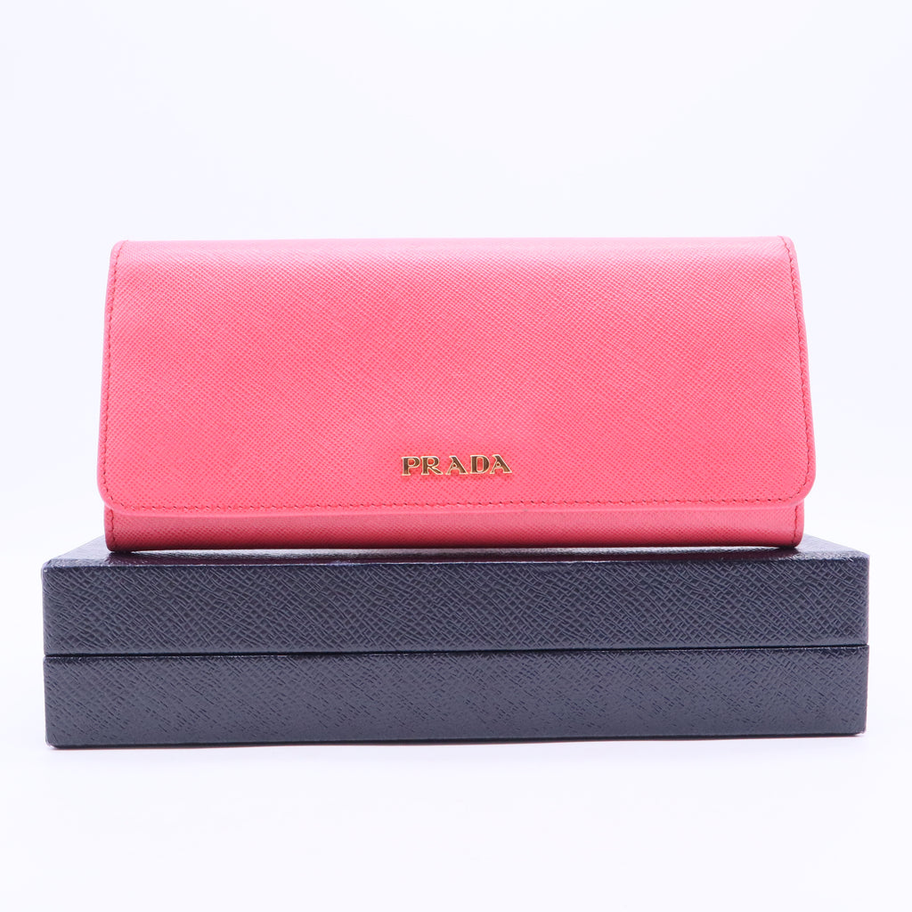 Saffiano Lux Leather Continental Wallet W20055