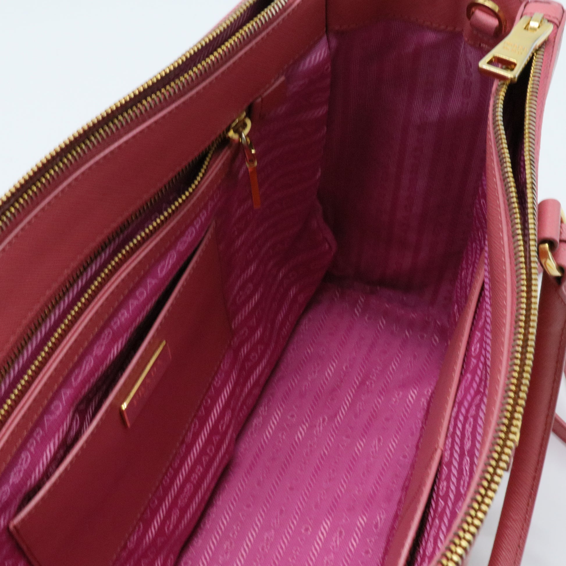 Double Zip Lux Tote Saffiano Leather Medium