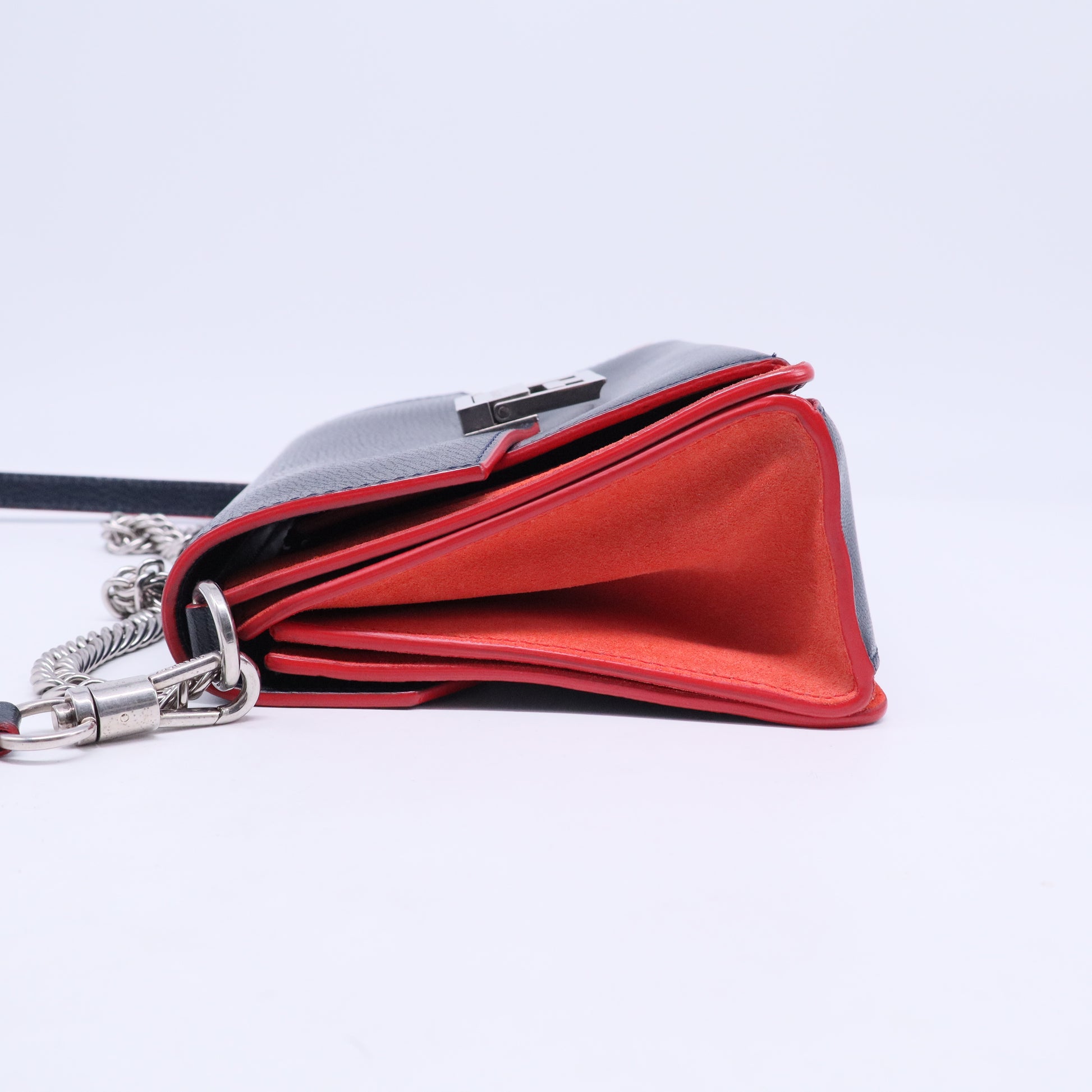 GV3 Flap Bag Leather Small B20627