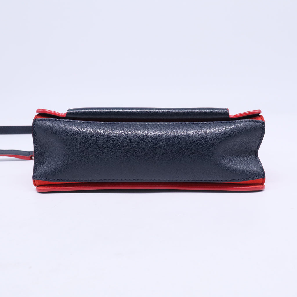 GV3 Flap Bag Leather Small B20627