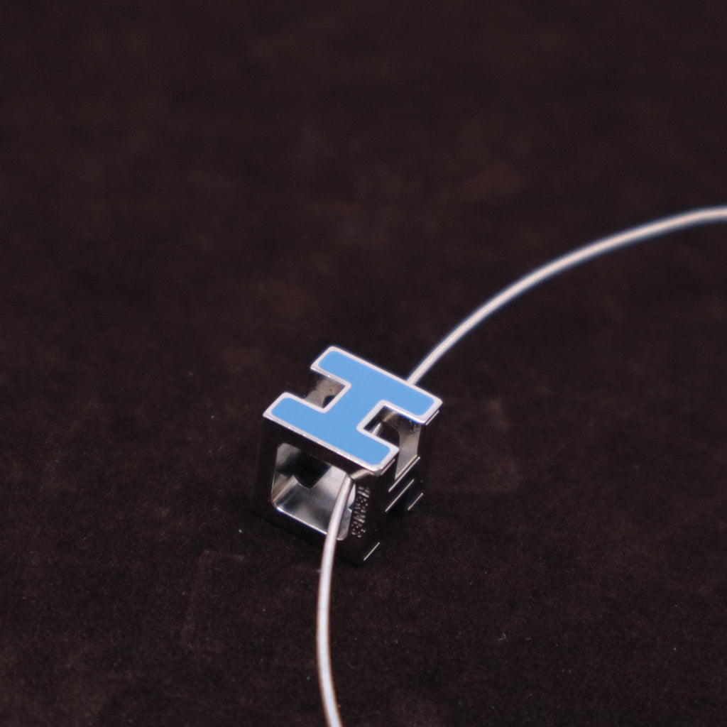 Pop H Cube Pendant Necklace W20485