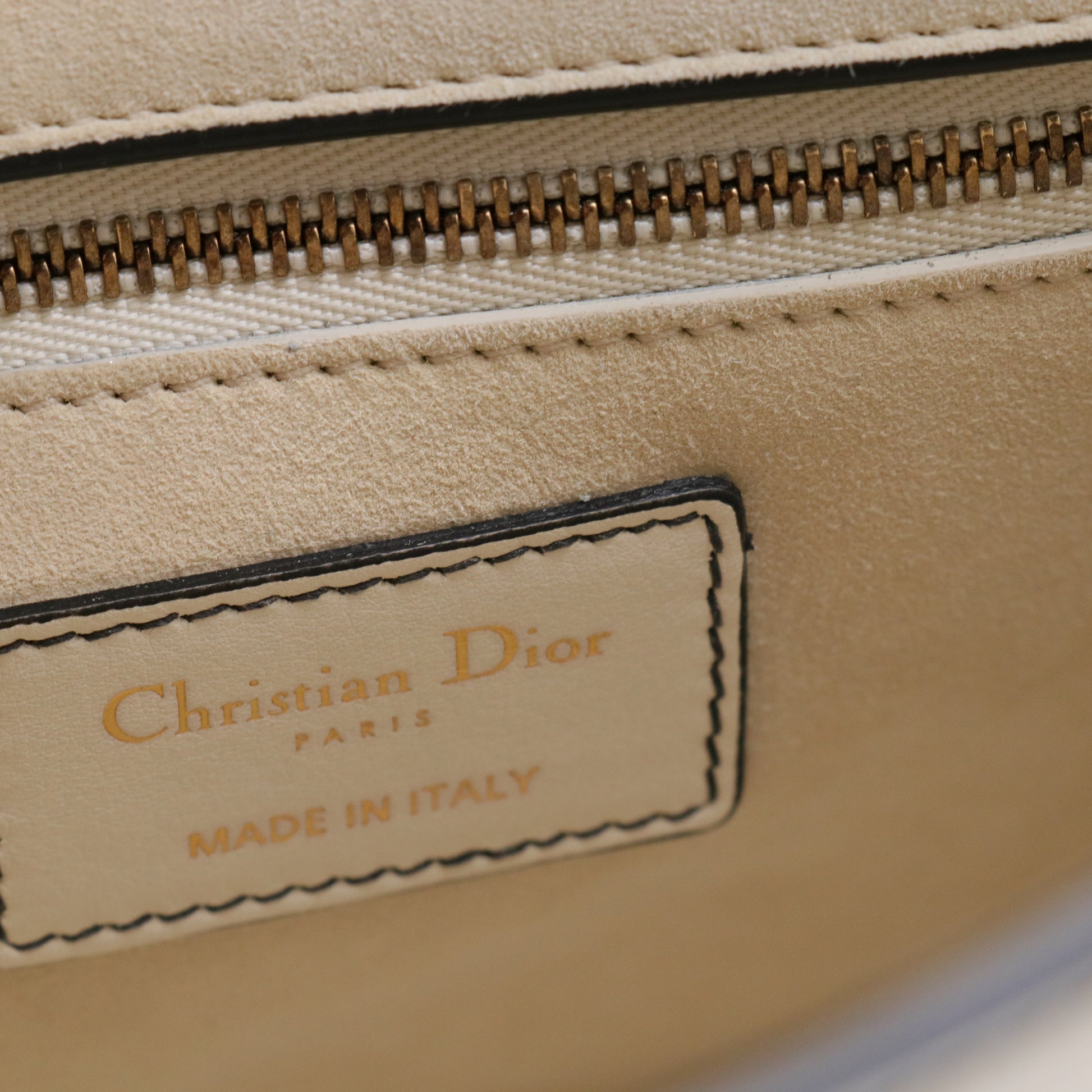 Leather Lady Dior Medium