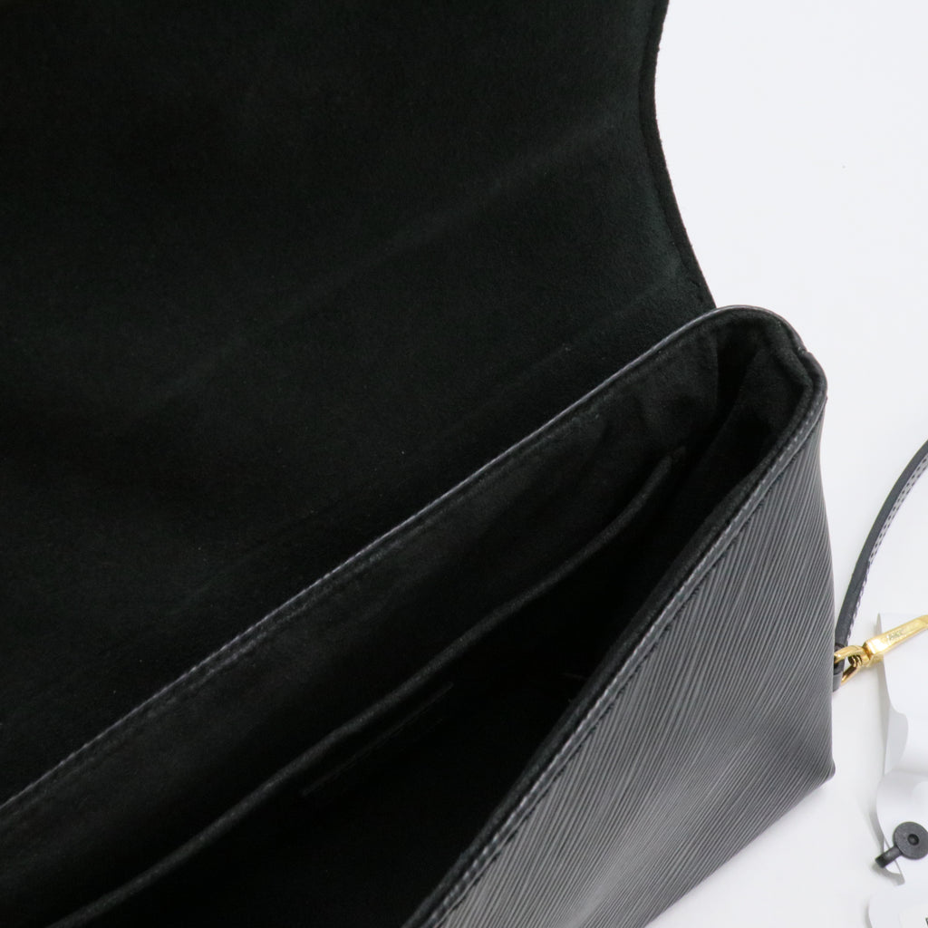 Locky Handbag Epi Leather BB