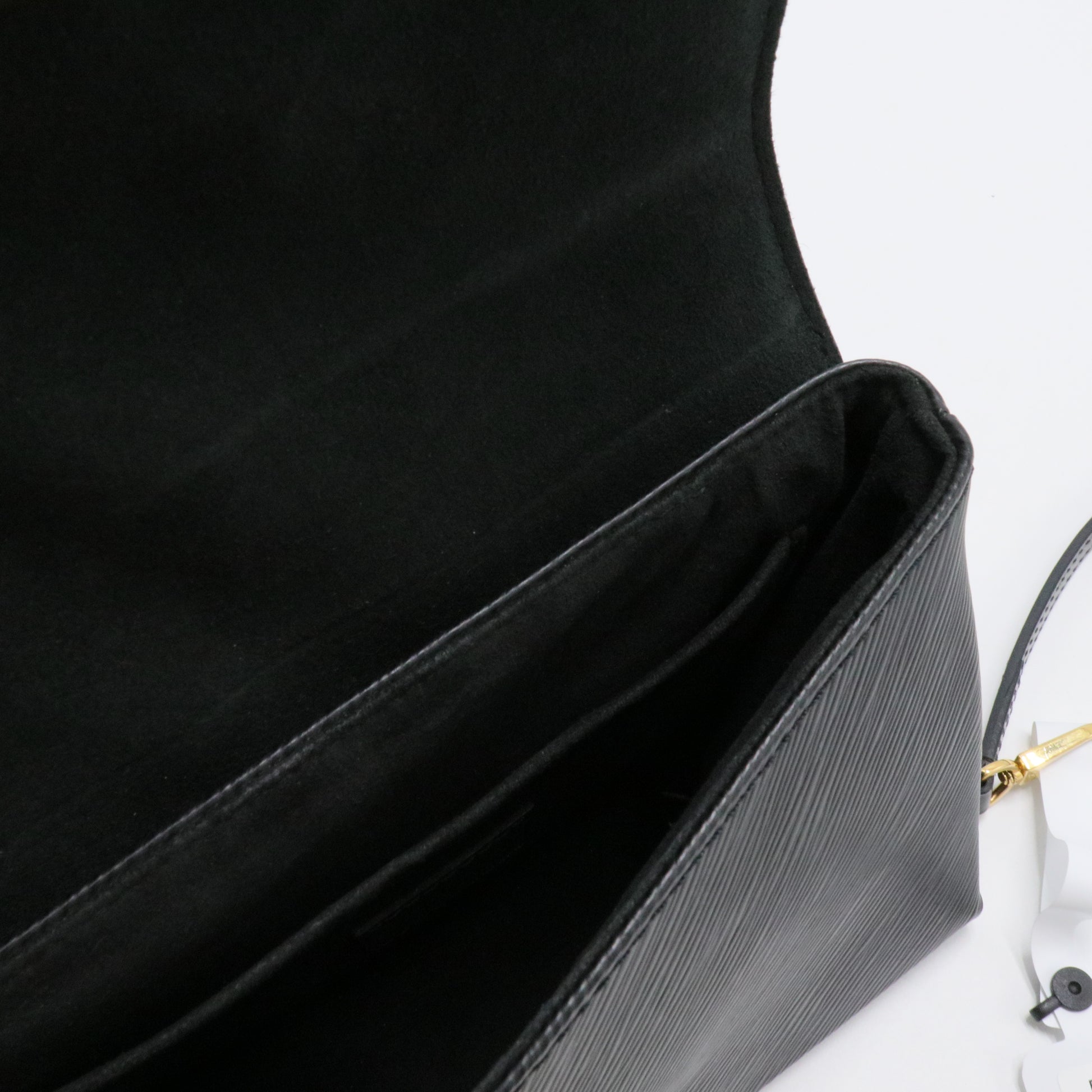 Locky Handbag Epi Leather BB