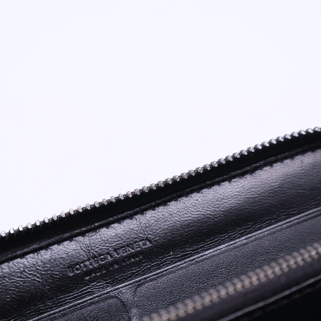 Intrecciato Piccolo Zip Around Wallet W20550