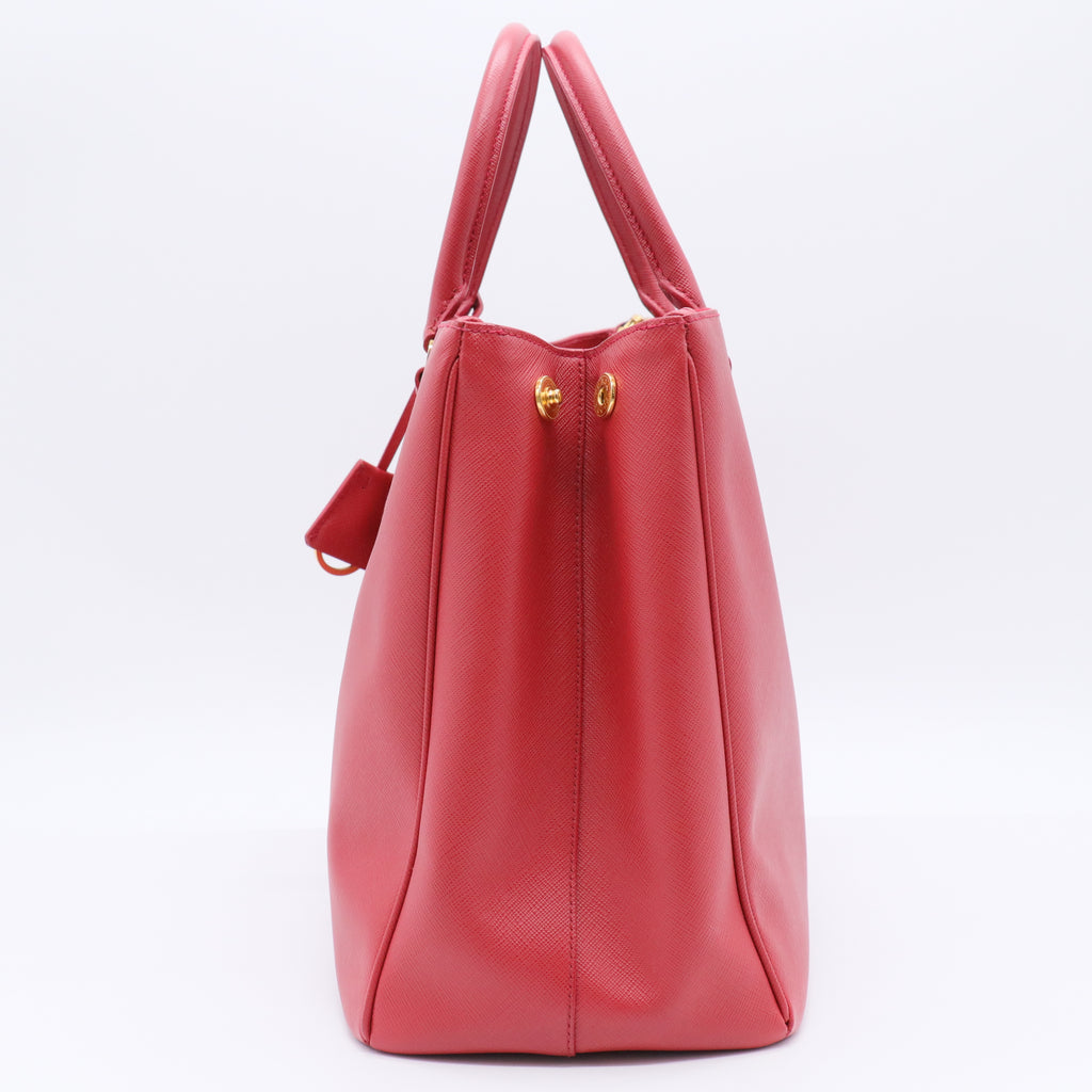 Saffiano Lux Large Galleria Double Zip Tote Fuoco