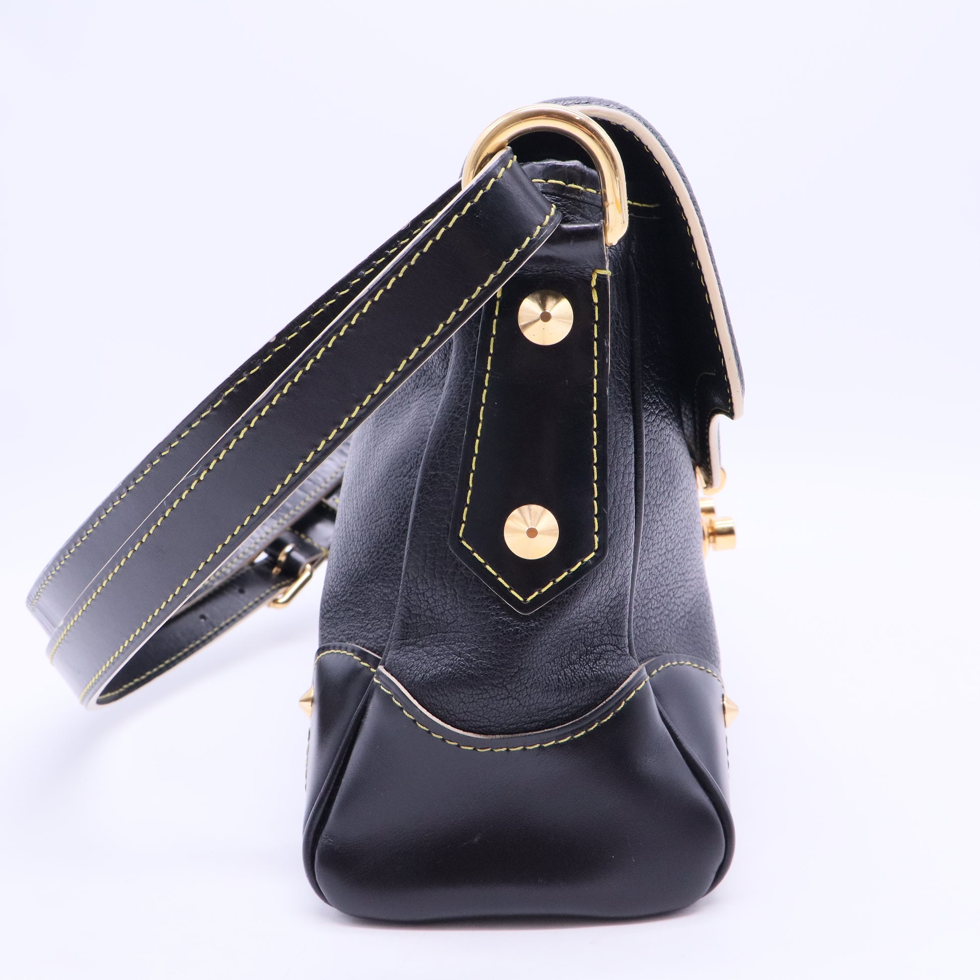 Black Suhali Leather L'Essentiel PM Bag B12343