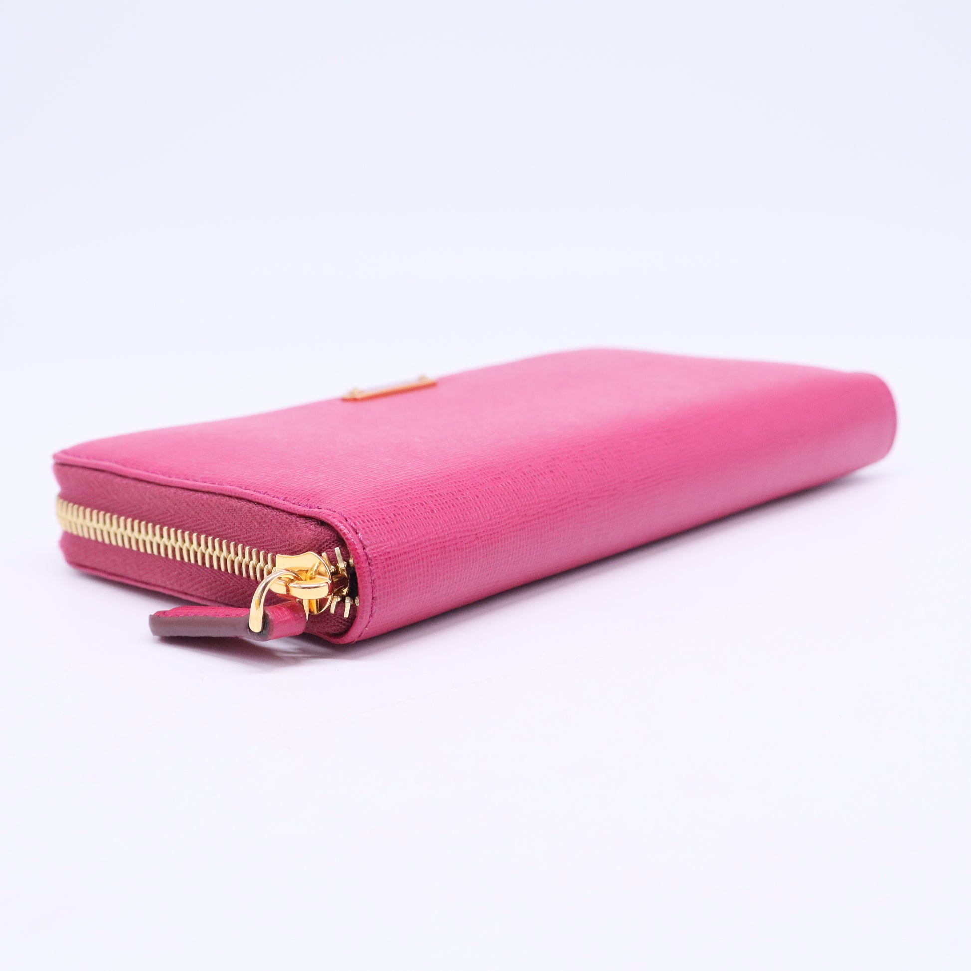 Amarena Vitello Elite Leather Zippy Wallet W20445