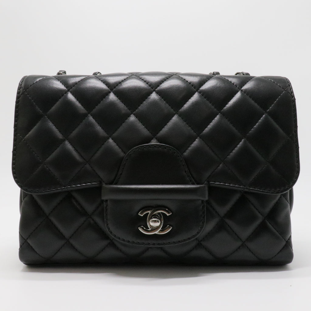 Chanel Classic Flap Small with CC Plate