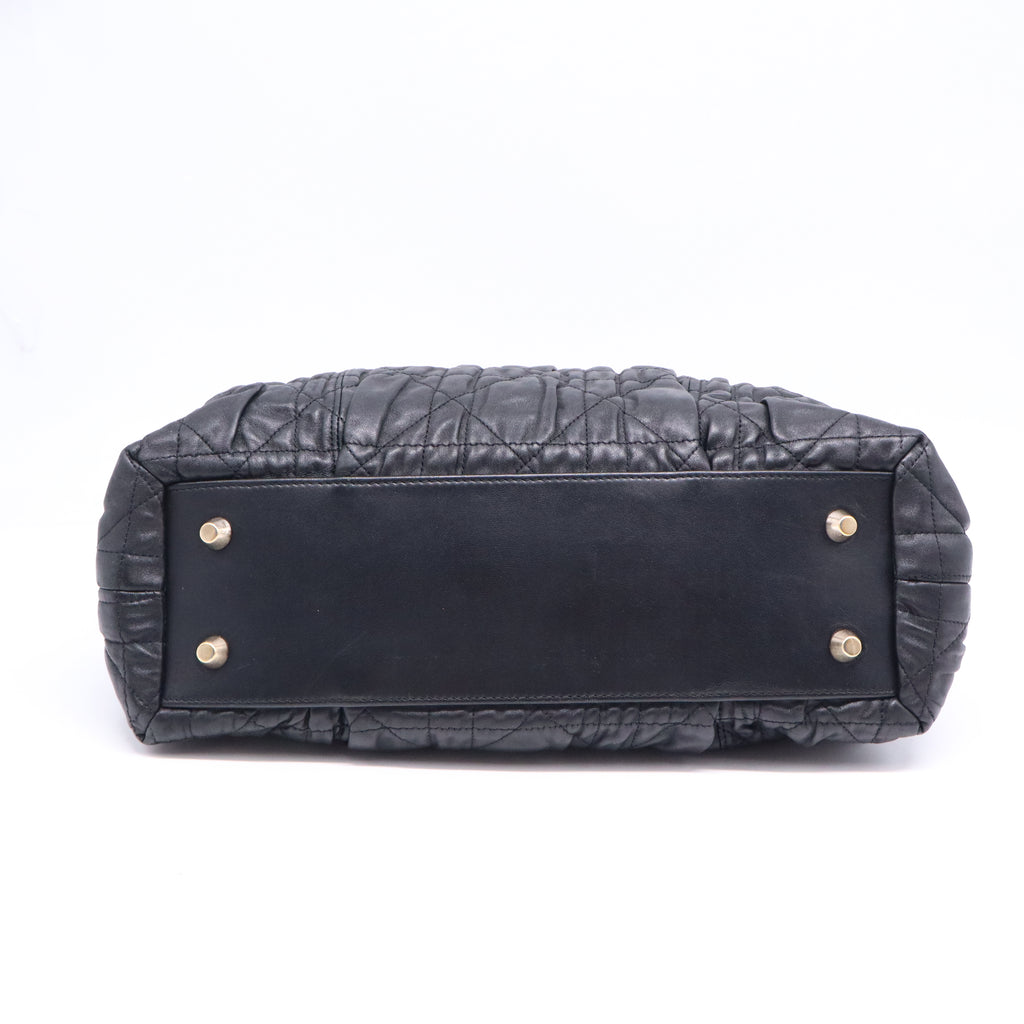 Gaufre Noir Lamb Cannage Delights  Leather Shoulder Bag B20487