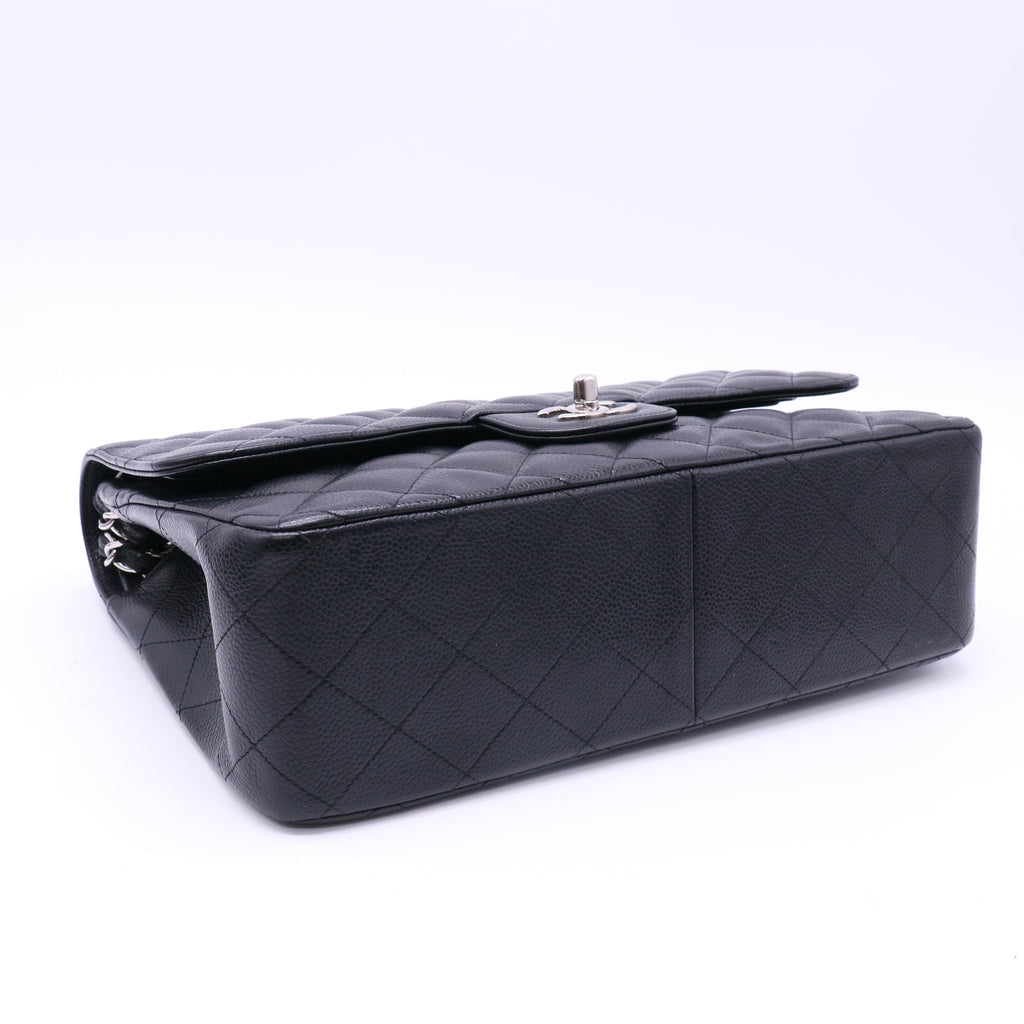 Chanel Caviar Quilted Jumbo Double Flap Black twins LDJ4801