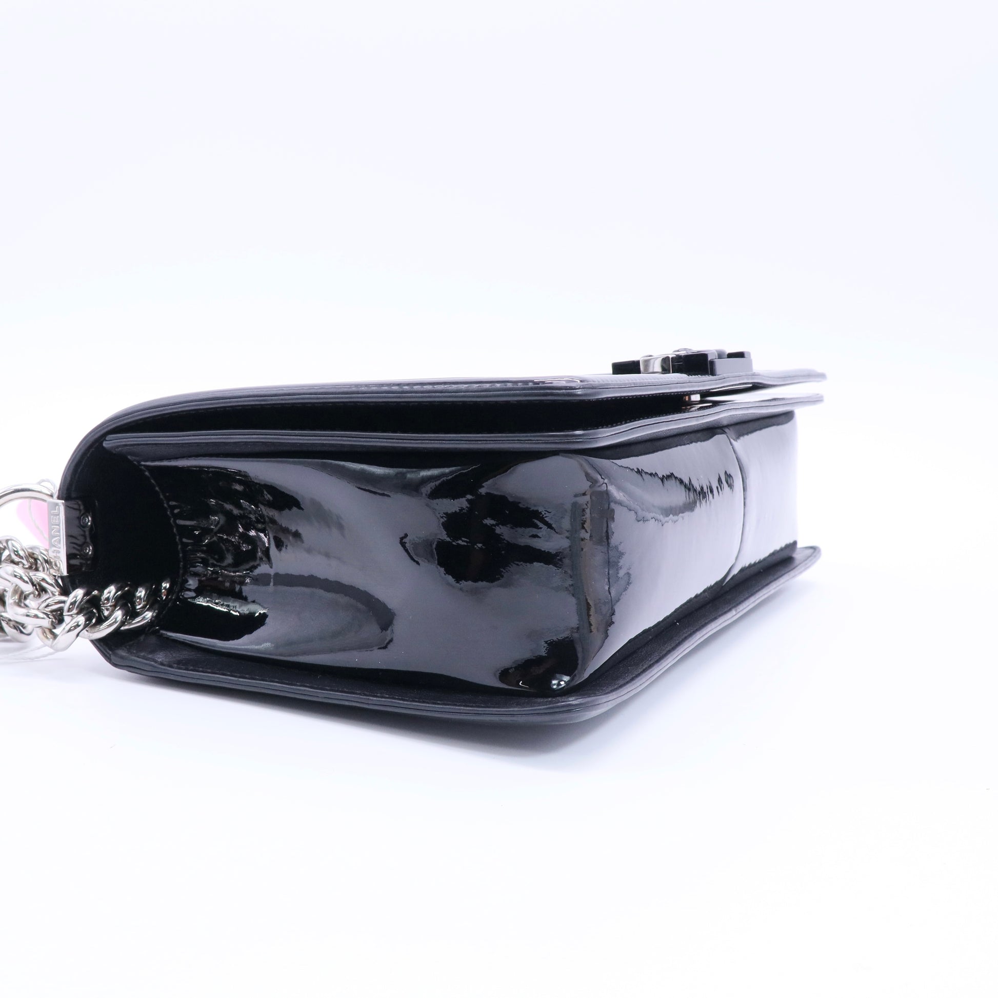 Patent Calfskin Quilted New Medium Plexiglass Boy Flap Black twins