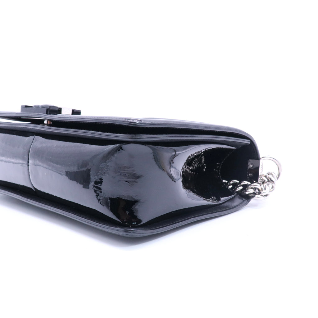 Patent Calfskin Quilted New Medium Plexiglass Boy Flap Black twins